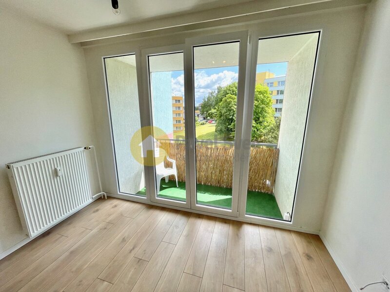 Pronájem 1+kk s lodžií a sklepem ve Strakonicích