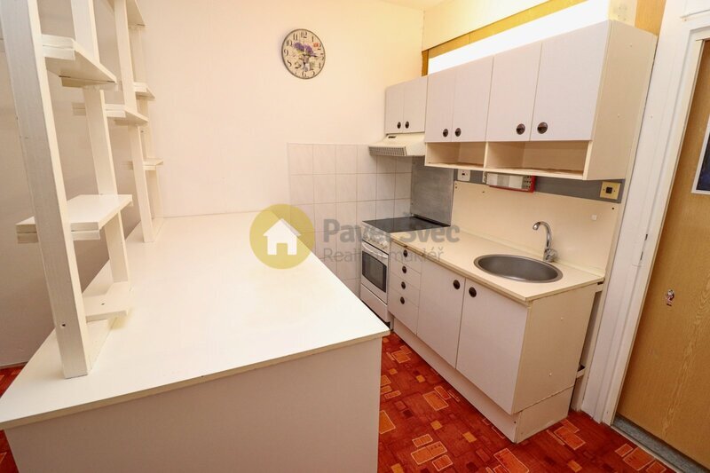 Pronájem garsonky 32 m2, ul. Kosmonautů, Strakonice
