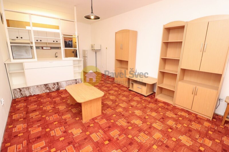 Pronájem garsonky 32 m2, ul. Kosmonautů, Strakonice