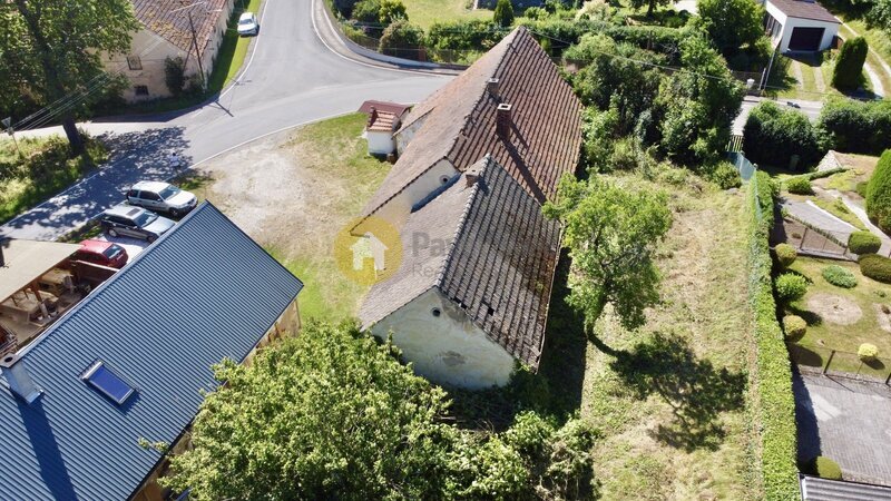 Prodej venkovského domu se zahradou, pozemky 598 m2, obec Kalenice