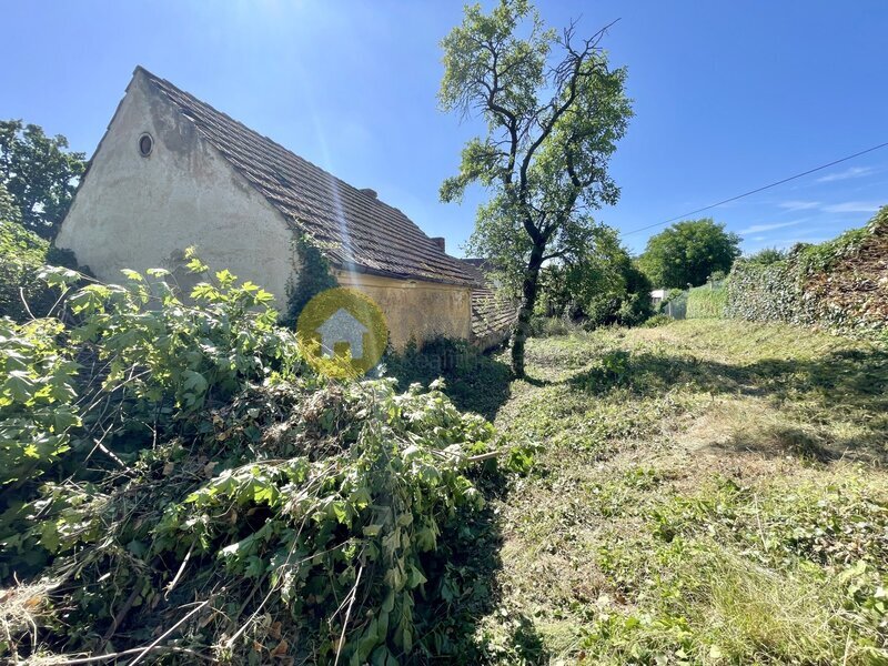 Prodej venkovského domu se zahradou, pozemky 598 m2, obec Kalenice