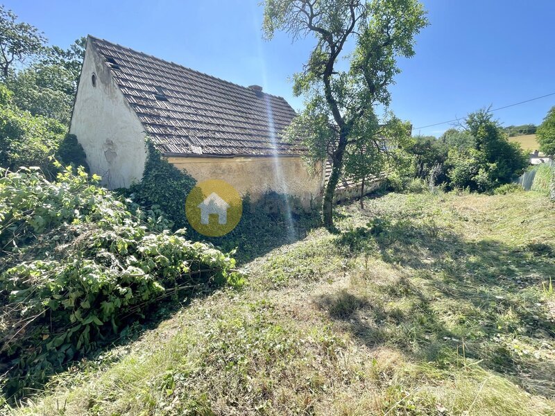 Prodej venkovského domu se zahradou, pozemky 598 m2, obec Kalenice