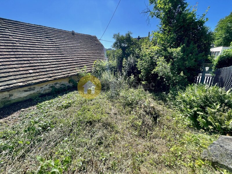 Prodej venkovského domu se zahradou, pozemky 598 m2, obec Kalenice
