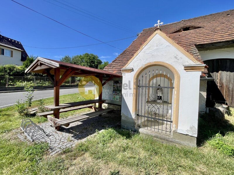 Prodej venkovského domu se zahradou, pozemky 598 m2, obec Kalenice
