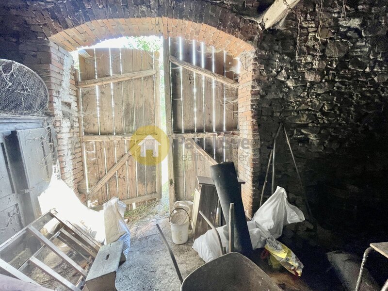 Prodej venkovského domu se zahradou, pozemky 598 m2, obec Kalenice