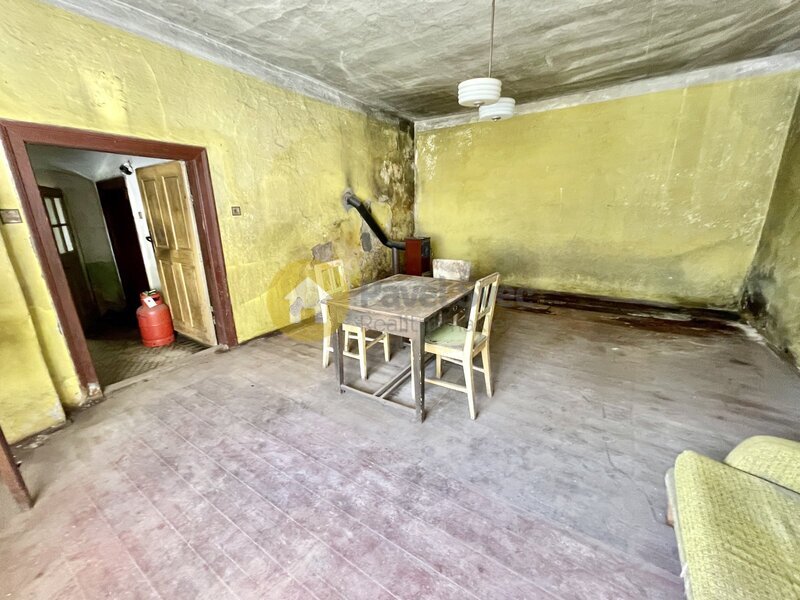 Prodej venkovského domu se zahradou, pozemky 598 m2, obec Kalenice