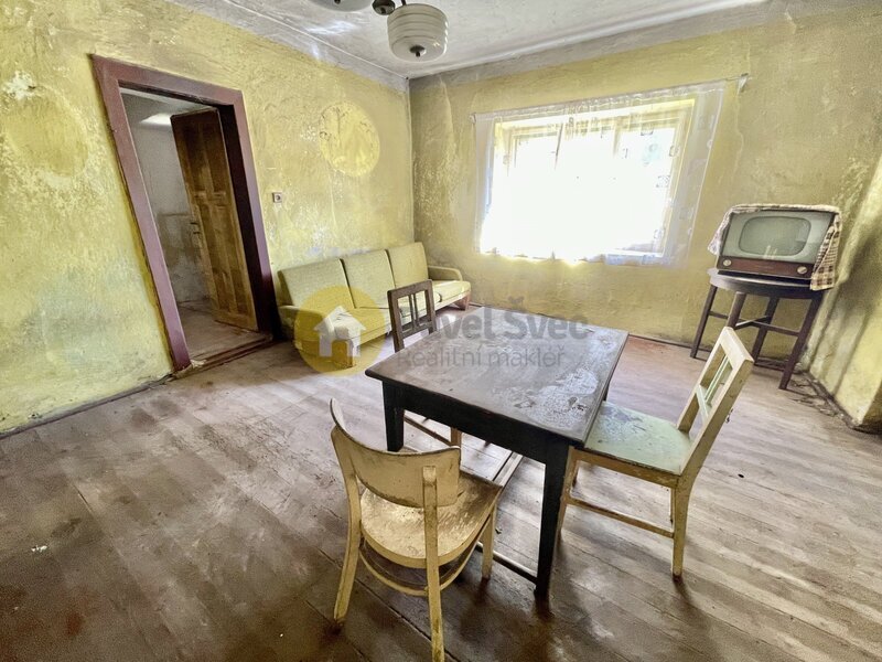 Prodej venkovského domu se zahradou, pozemky 598 m2, obec Kalenice