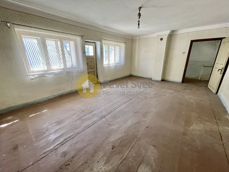 Prodej venkovského domu se zahradou, pozemky 598 m2, obec Kalenice