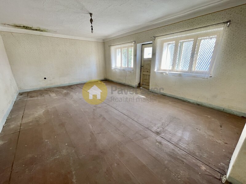 Prodej venkovského domu se zahradou, pozemky 598 m2, obec Kalenice