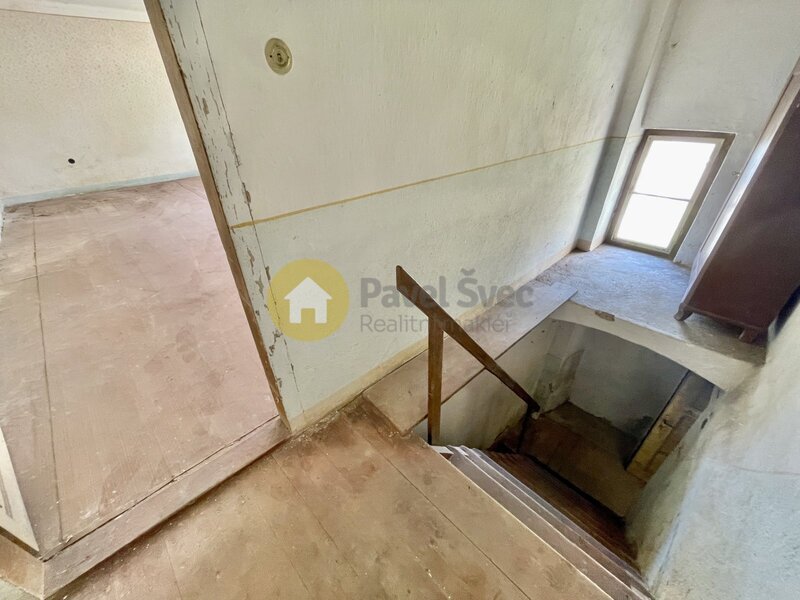 Prodej venkovského domu se zahradou, pozemky 598 m2, obec Kalenice
