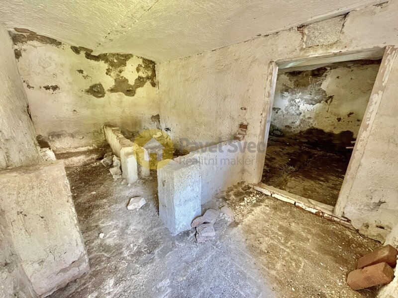 Prodej venkovského domu se zahradou, pozemky 598 m2, obec Kalenice