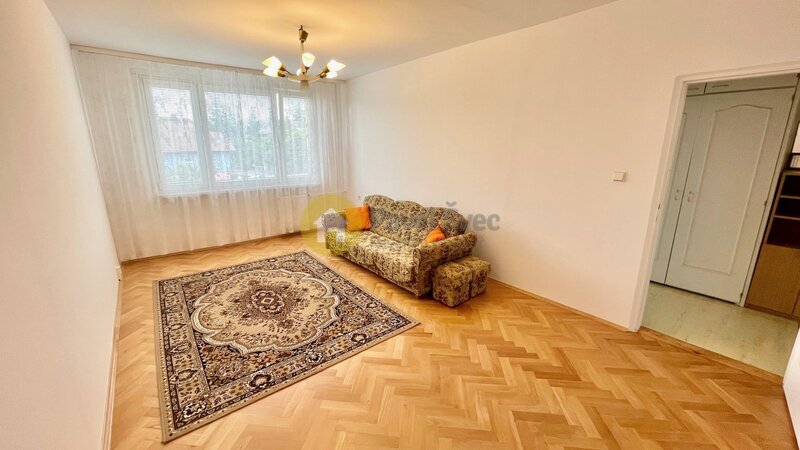 Pronájem bytu 2+1, 61 m2, balkon/komora/sklep, ul. Luční, Strakonice