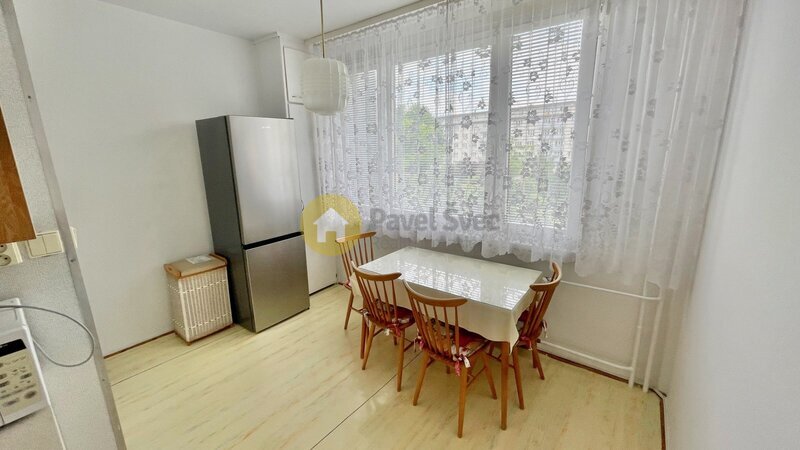 Pronájem bytu 2+1, 61 m2, balkon/komora/sklep, ul. Luční, Strakonice