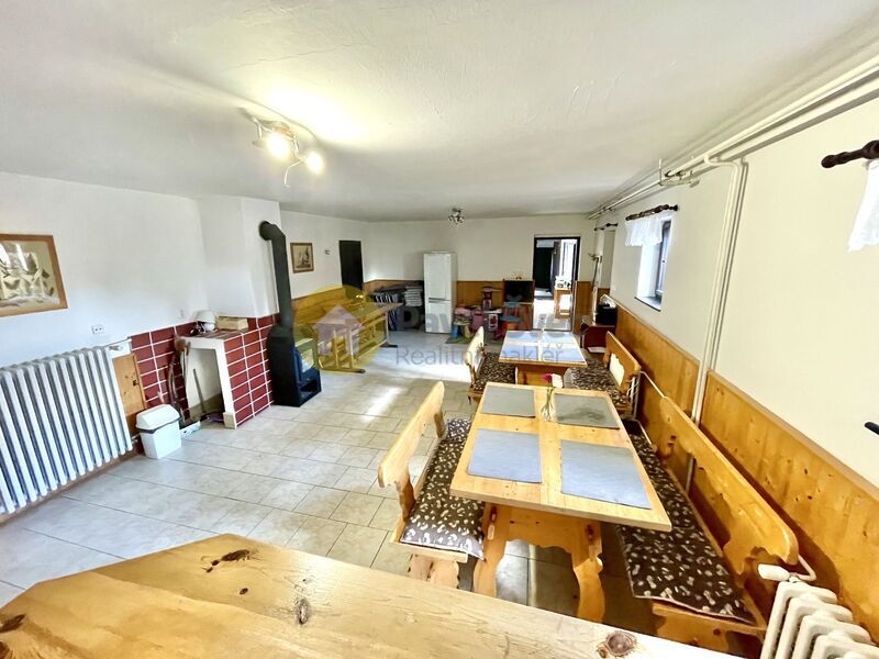 Prodej apartmánového domu na Šumavě - obec Hořejšice/Dřešín