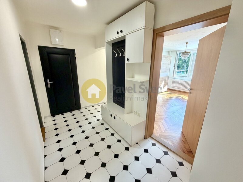 Pronájem 3+kk, 68 m2, lodžie/skep, ul. Polní v ČB