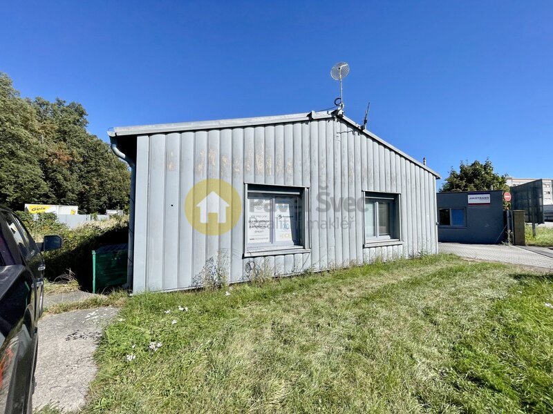 Pronájem kanceláře 15 m2 a skladu 17 m2, ul. Pekárenská - Č. Budějovice