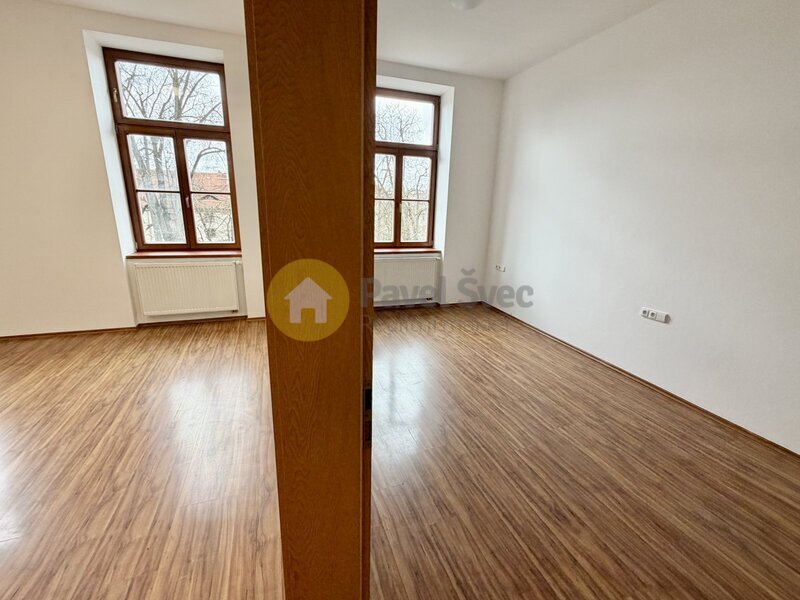 Pronájem bytu 2+kk, 72 m2, ul. Na Sadech - Č. Budějovice