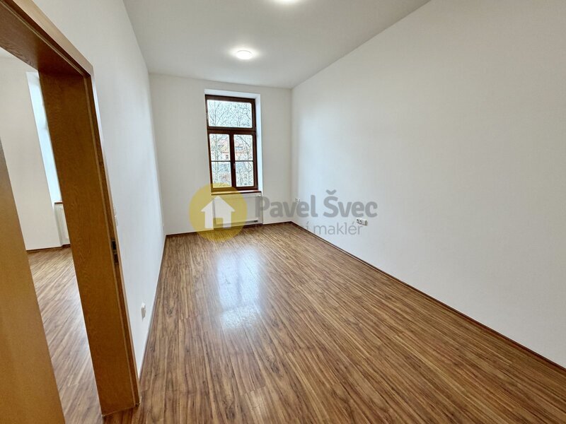 Pronájem bytu 2+kk, 72 m2, ul. Na Sadech - Č. Budějovice