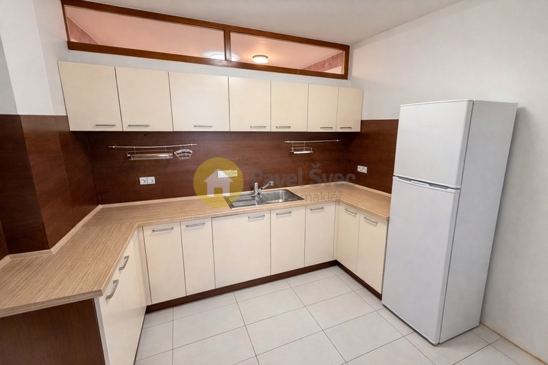 Pronájem bytu 2+kk, 72 m2, ul. Na Sadech - Č. Budějovice