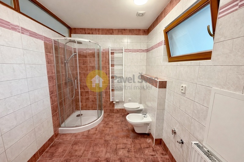 Pronájem bytu 2+kk, 72 m2, ul. Na Sadech - Č. Budějovice