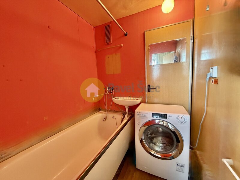 Prodej bytu 2+1, 56 m2 - Strakonice/Sídliště 1.máje