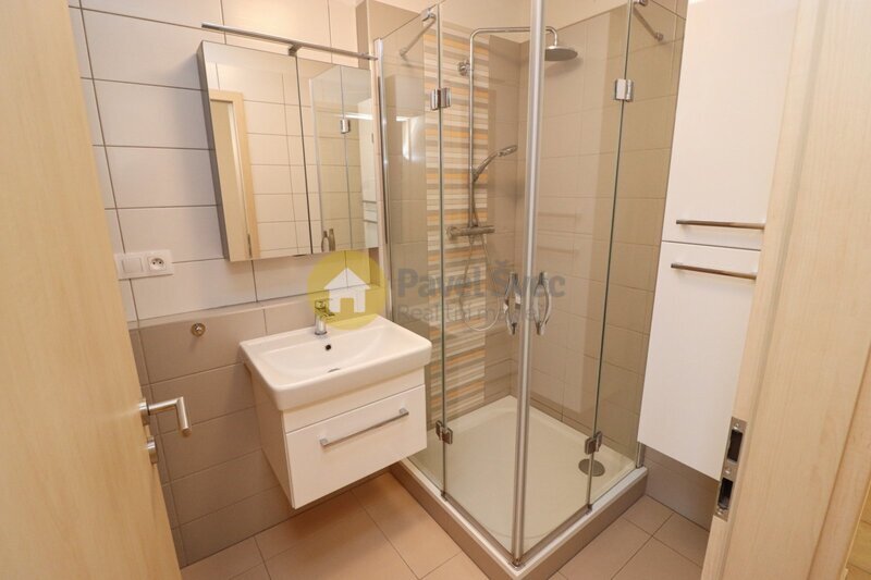 Pronájem bytu 2+kk, 57,7 m2, lodžie/komora/parkovací stání, v Plzni - Bolevci