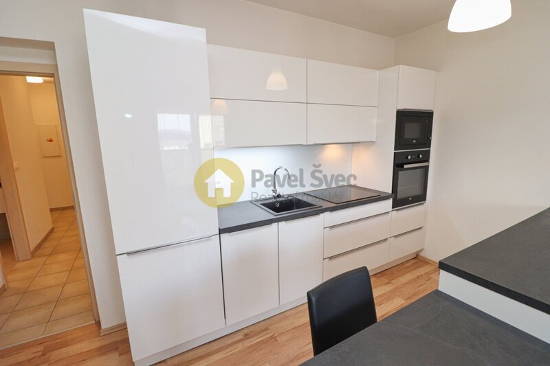 Pronájem bytu 2+kk, 57,7 m2, lodžie/komora/parkovací stání, v Plzni - Bolevci