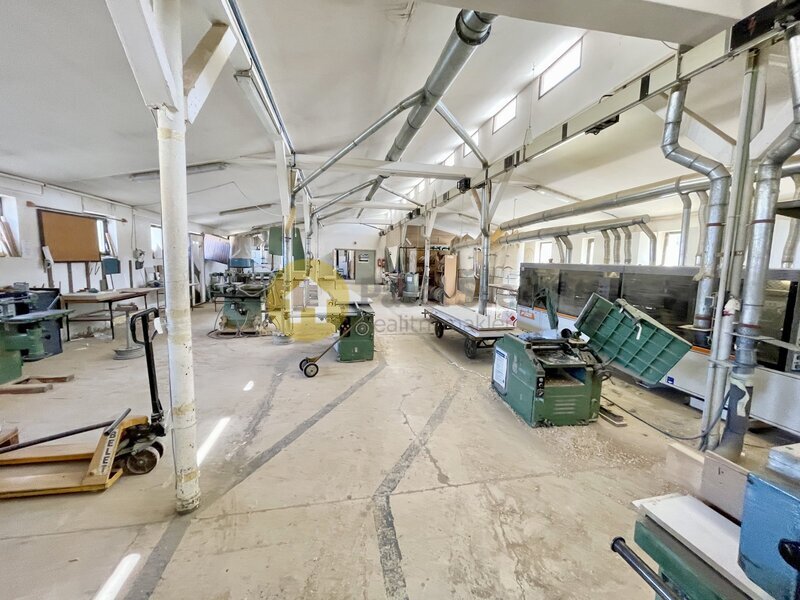 Prodej pozemků 12.025 m2 - areál výroby/skladování - Strakonice.