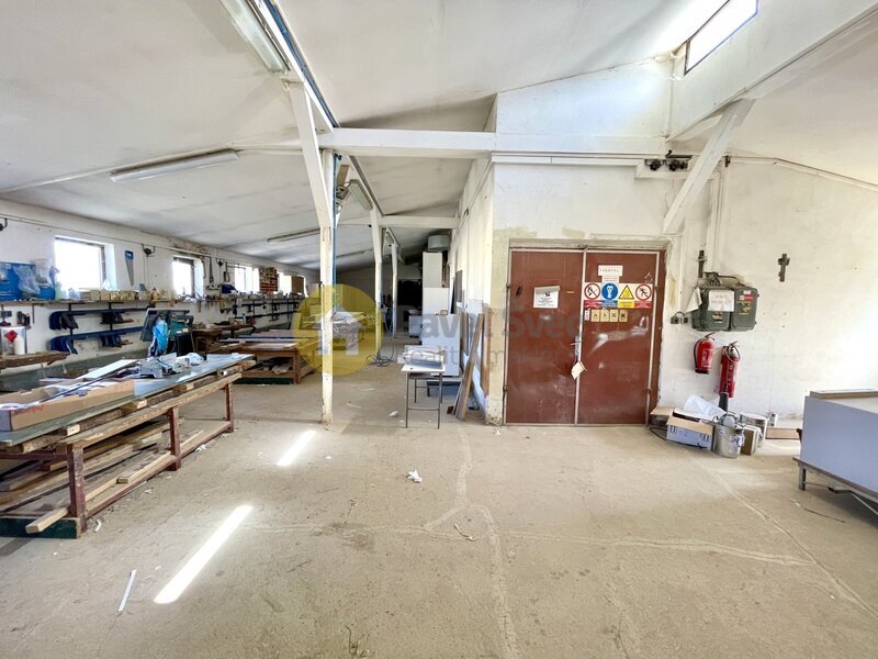 Prodej pozemků 12.025 m2 - areál výroby/skladování - Strakonice.