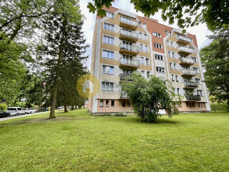 Pronájem pěkného 2+1 s balkonem, 52 m2 ul. Dr. Jiřího Fifky, Strakonice