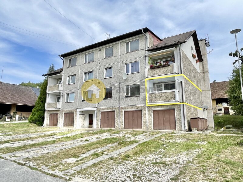 Prodej bytu 3+1, 78 m2, lodžie/sklep, obec Miloňovice, okr. Strakonice