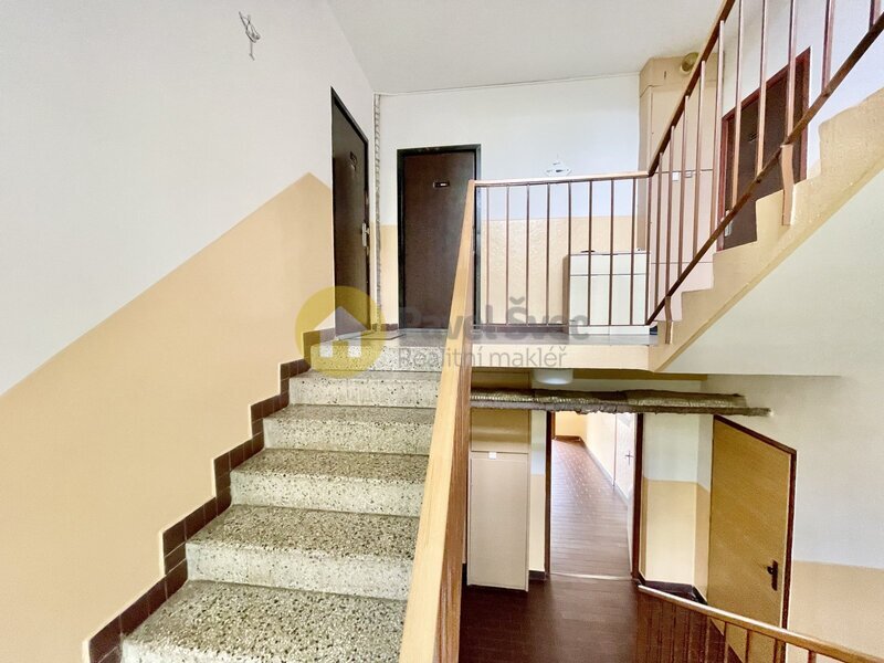Prodej bytu 3+1, 78 m2, lodžie/sklep, obec Miloňovice, okr. Strakonice