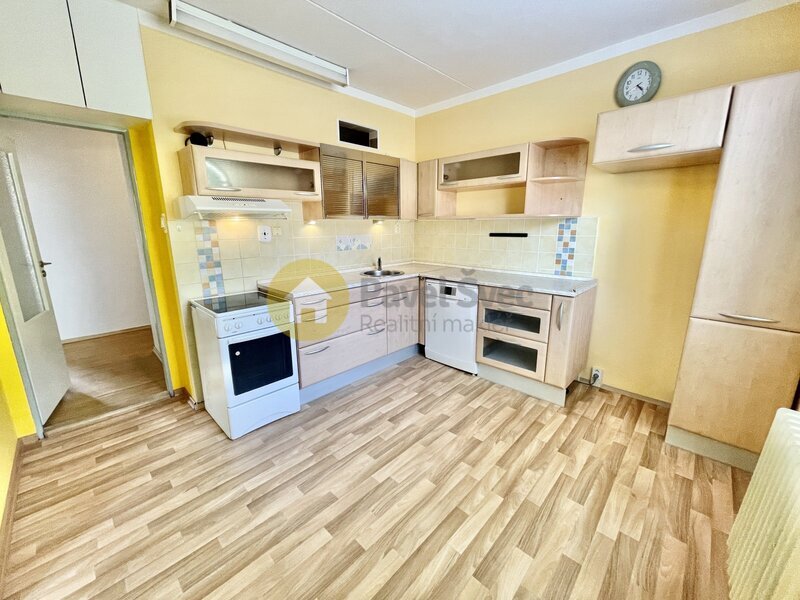 Prodej bytu 3+1, 78 m2, lodžie/sklep, obec Miloňovice, okr. Strakonice