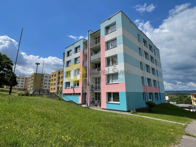 Pronájem 1+kk s lodžií a sklepem ve Strakonicích