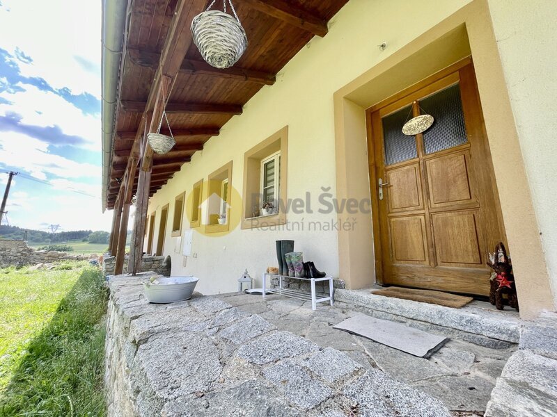 Pronájem části domu - 3+kk, 140 m2, terasa, polosamota - Radomyšl