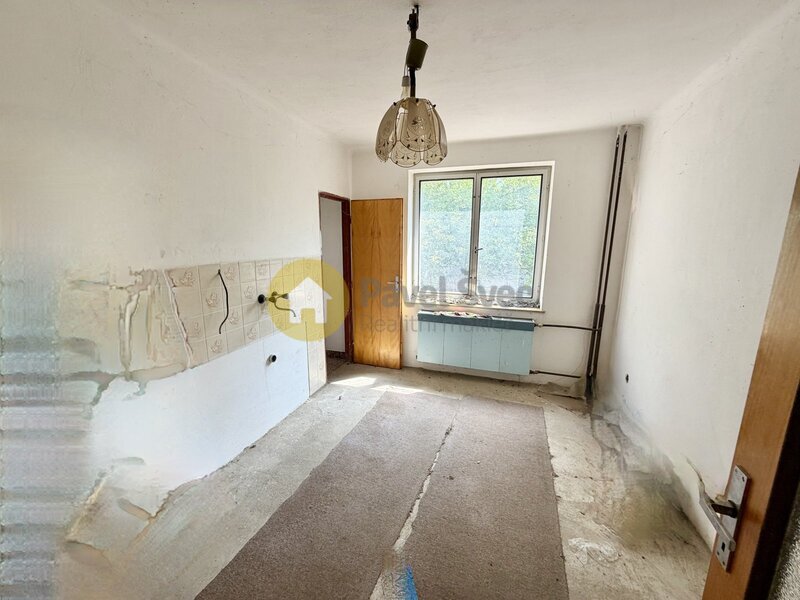 Stavba rodinného domu s pozemky 1.119 m2 - Radomyšl, okr. Strakonice
