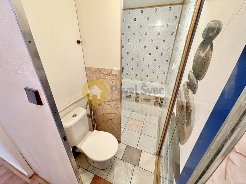 Pronájem bytu 1+1, 42 m2, Povážská-Strakonice