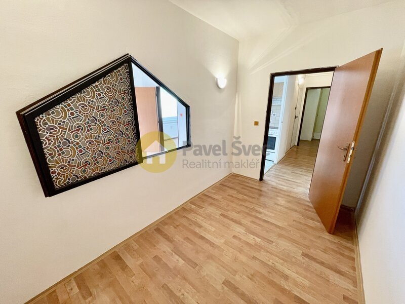 Pronájem bytu 1+1, 42 m2, Povážská-Strakonice