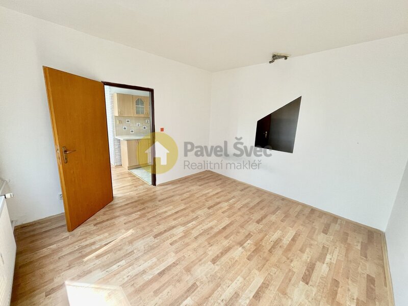 Pronájem bytu 1+1, 42 m2, Povážská-Strakonice