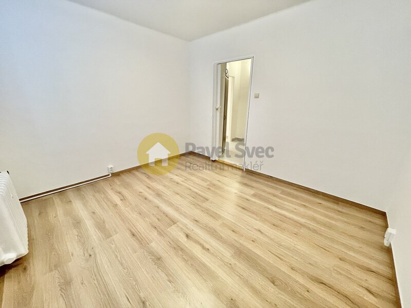 Pronájem pěkného 2+1 s balkonem, 52 m2 ul. Dr. Jiřího Fifky, Strakonice