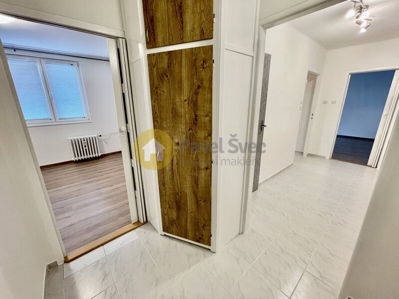 Pronájem pěkného 2+1 s balkonem, 52 m2 ul. Dr. Jiřího Fifky, Strakonice