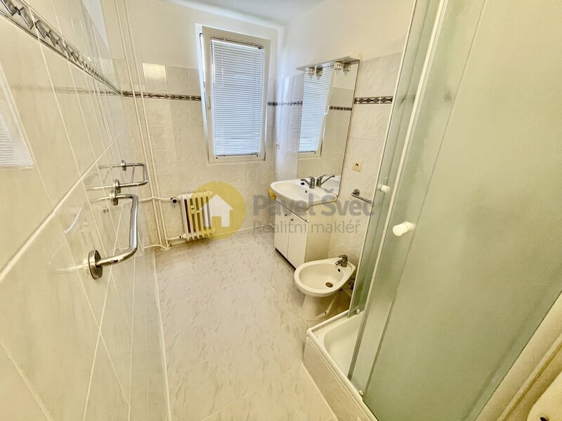 Pronájem pěkného 2+1 s balkonem, 52 m2 ul. Dr. Jiřího Fifky, Strakonice