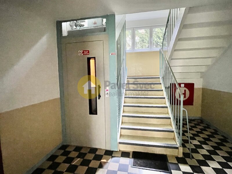 Pronájem pěkného 2+1 s balkonem, 52 m2 ul. Dr. Jiřího Fifky, Strakonice