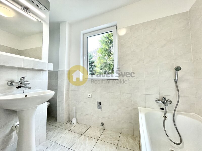 Pronájem 1+kk, 22 m2, Strakonice