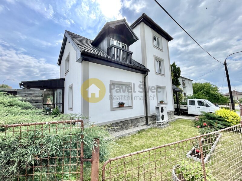 Pronájem mezonetu 1+kk, 61 m2, balkon, komora, Strakonice
