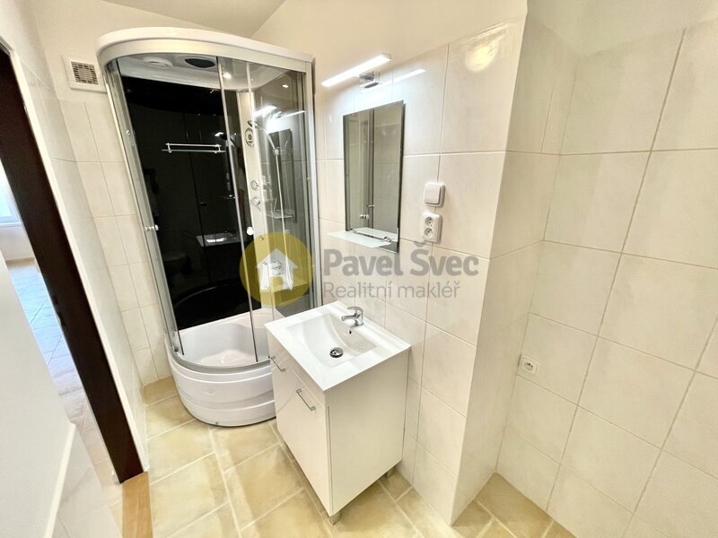 Pronájem mezonetu 1+kk, 61 m2, balkon, komora, Strakonice