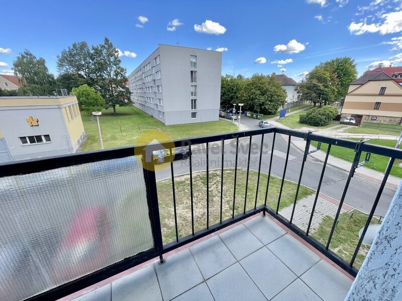 Pronájem 2+kk, 37 m2, balkon/sklep, ul. Luční, Strakonice