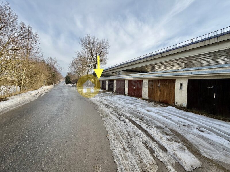 Pronájem krajní řadové garáže, Strakonice - Písecká