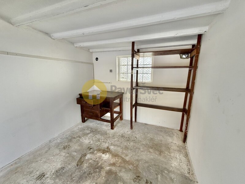 Pronájem krajní řadové garáže, Strakonice - Písecká