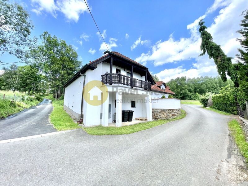 Prodej prostorného domu na Šumavě - obec Hořejšice/Dřešín